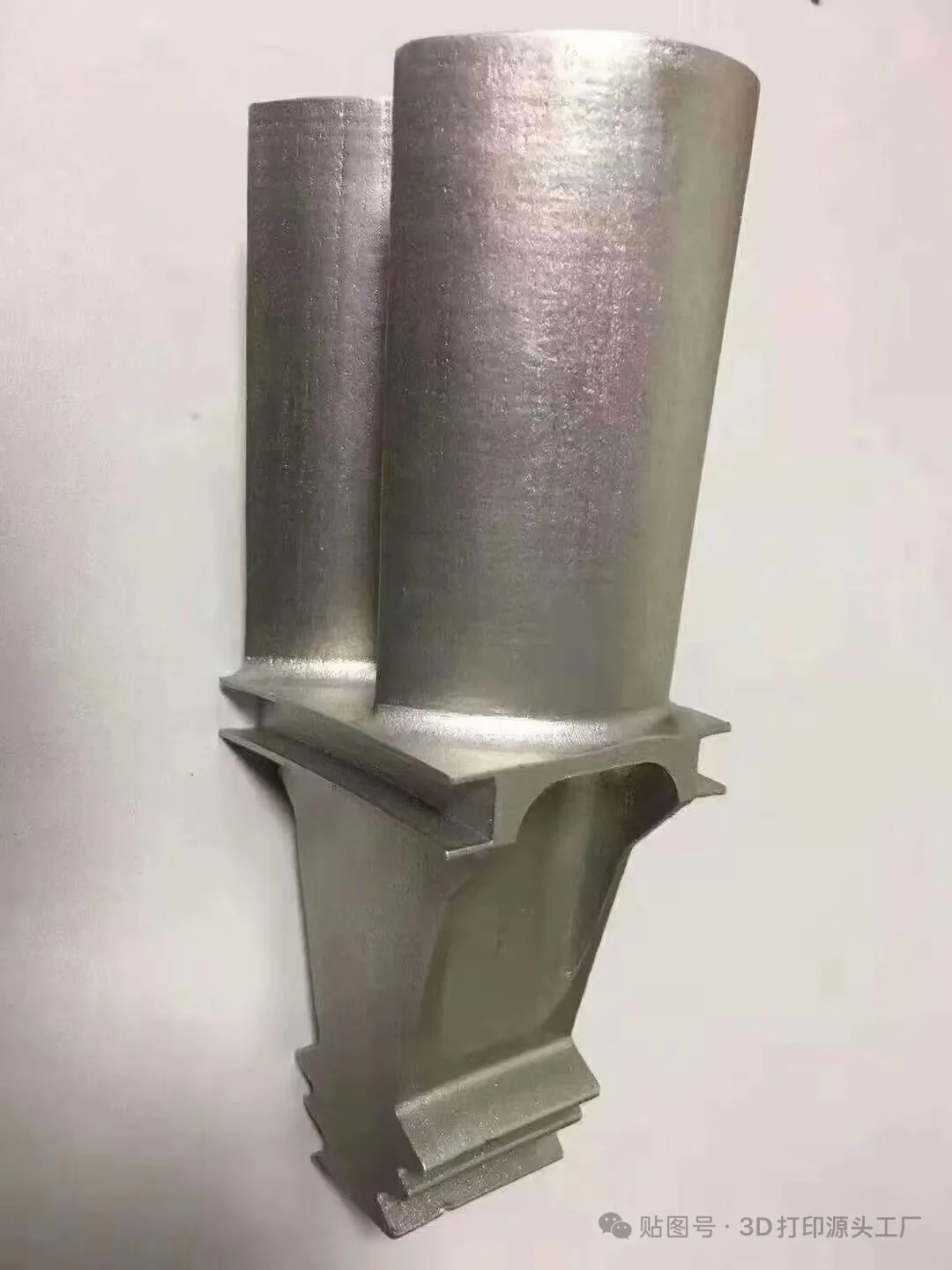Manifold · internal galleries